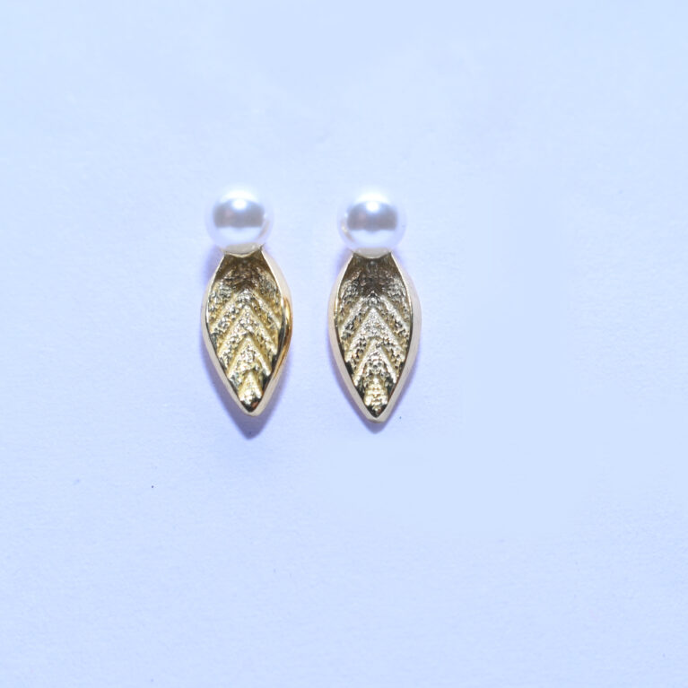 Elegant Gold-Plated Raindrop Leaf Stud Earrings with Classic White Faux Pearls